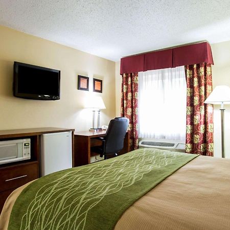 Comfort Inn Columbia-Bush River Экстерьер фото