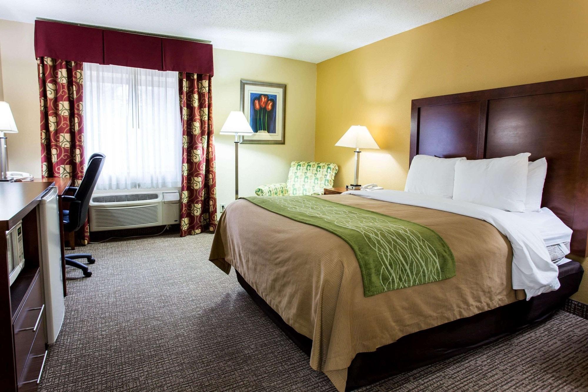 Comfort Inn Columbia-Bush River Экстерьер фото