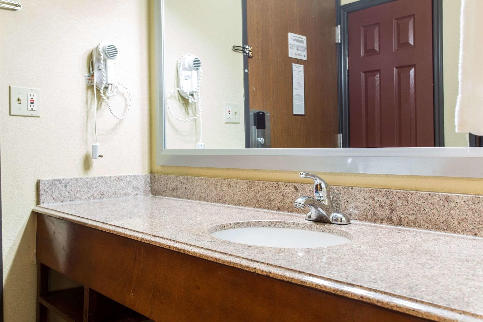 Comfort Inn Columbia-Bush River Экстерьер фото