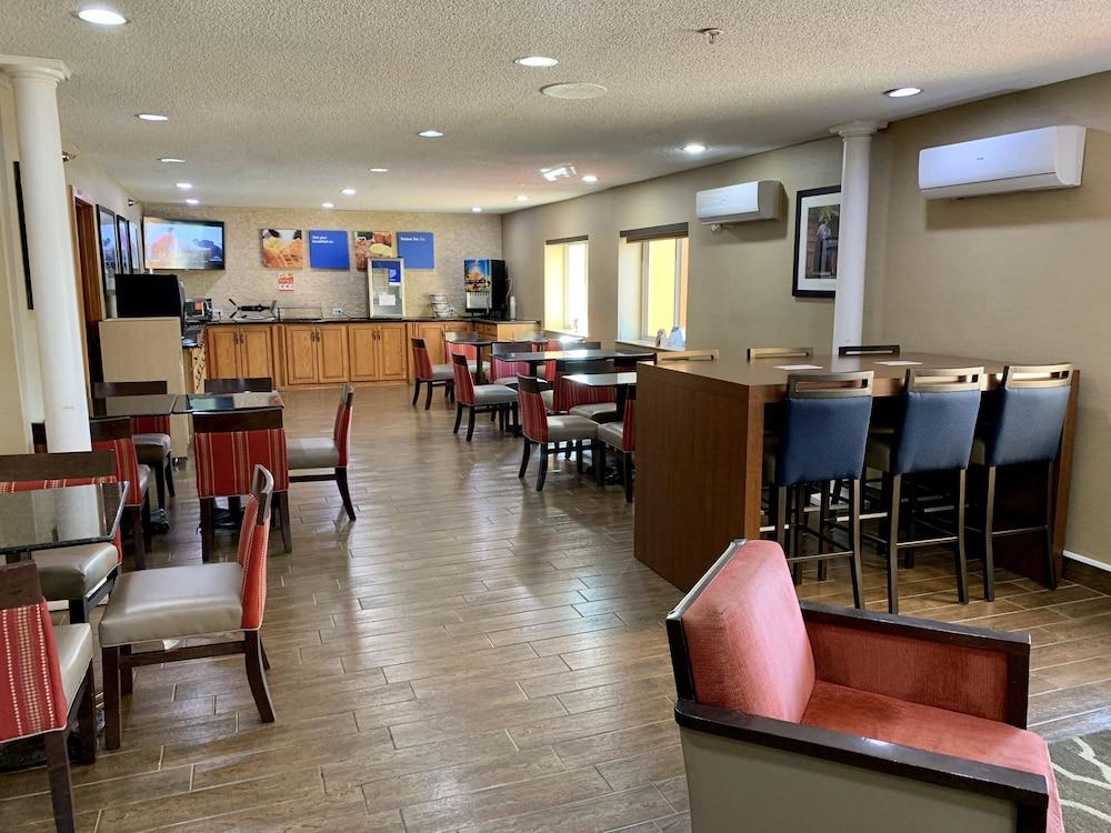 Comfort Inn Columbia-Bush River Экстерьер фото