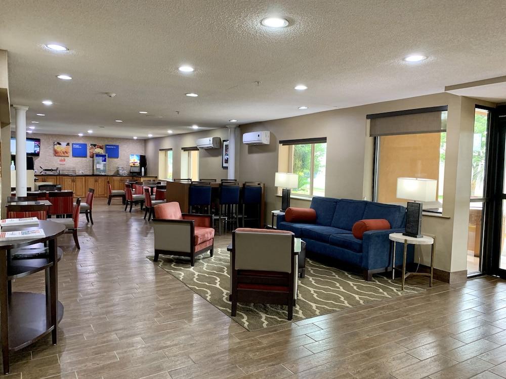 Comfort Inn Columbia-Bush River Экстерьер фото
